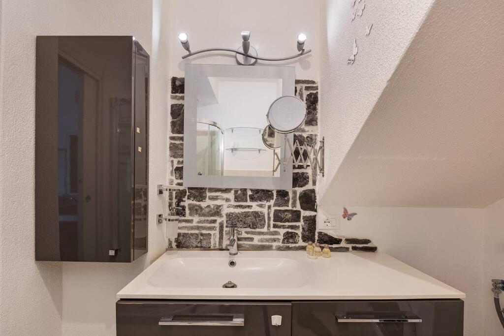 Al 37 Vista Mare E Colline Apartment Finale Ligure Exterior photo