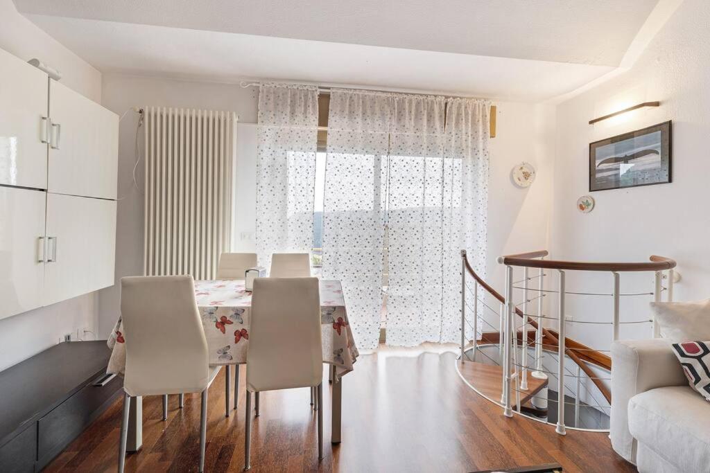 Al 37 Vista Mare E Colline Apartment Finale Ligure Exterior photo